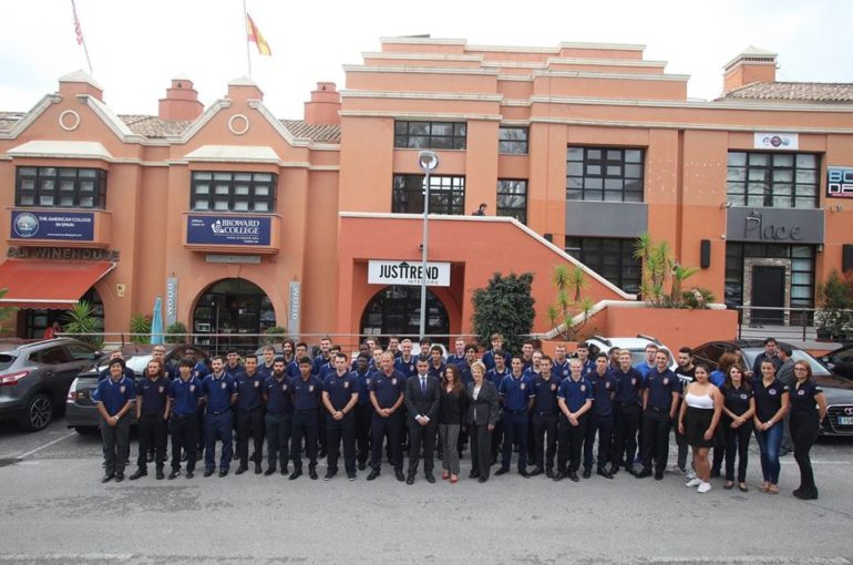 The mayor of Marbella, José Bernal, inaugurates the new academic year at The American College Spain