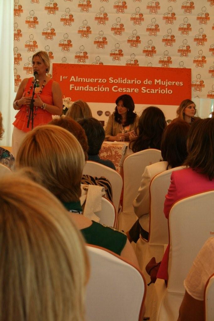 Almuerzo solidario de mujeres a favor de la Fundación Cesare Scariolo