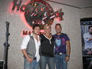 Presentación del DÚO DEMENTES en HARD ROCK CAFÉ