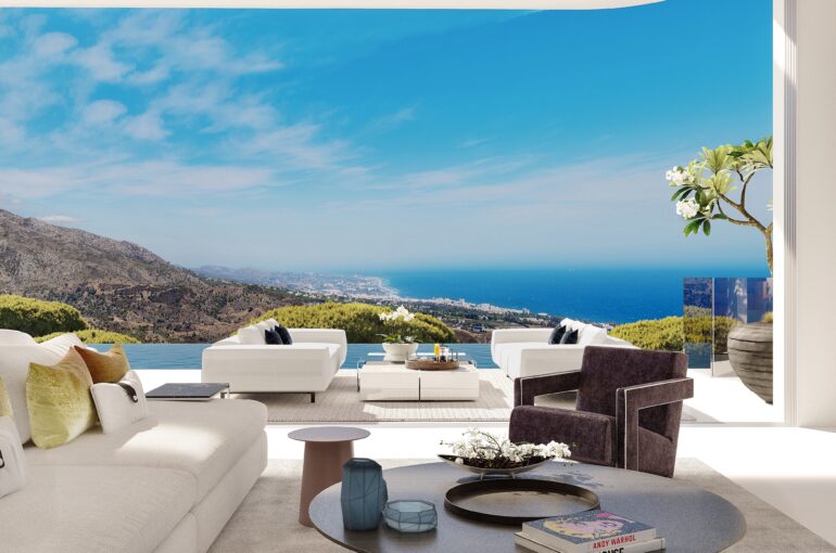 Interest from Americans in buying luxury  homes in southern Spain is on the rise