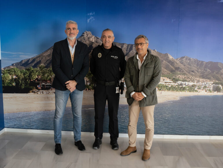 The Local Police of Marbella hold a conference in order to reassure the real estate sector 