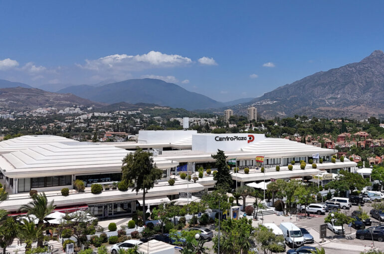 Centro Plaza celebrates its 35th anniversary with a new image and a comprehensive renovation project